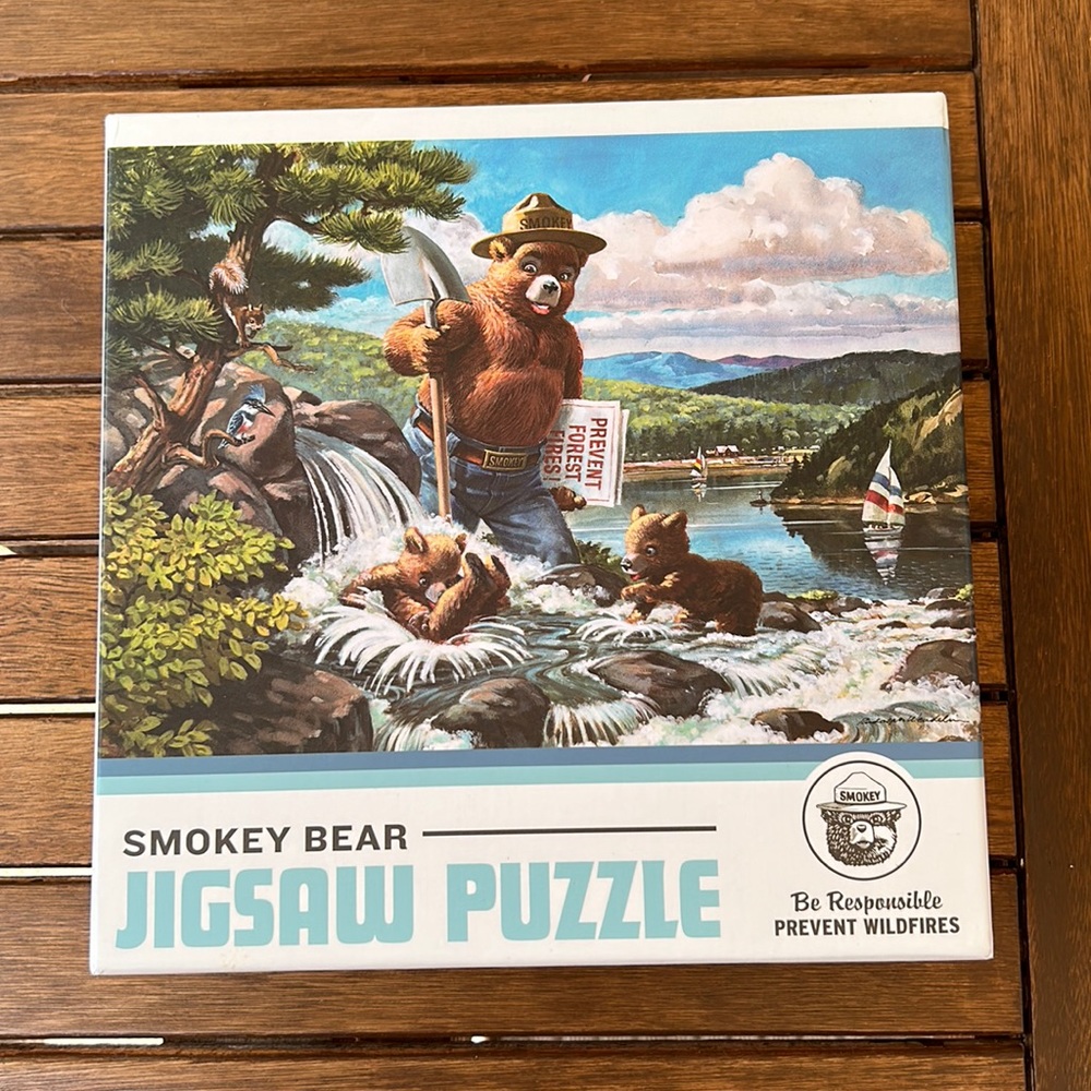 Smokey Bear jigsaw puzzle 1000pc